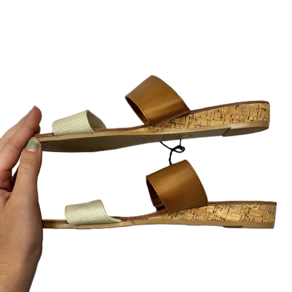 Tan Sandals Flats By Dolce Vita, Size: 9 Sale