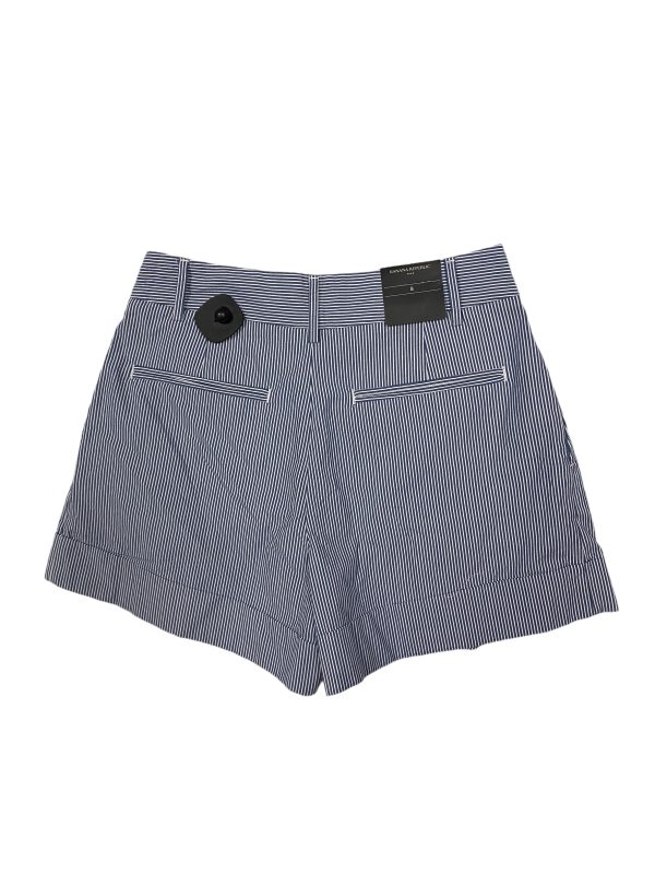 Blue & White Shorts Banana Republic, Size 8 For Sale