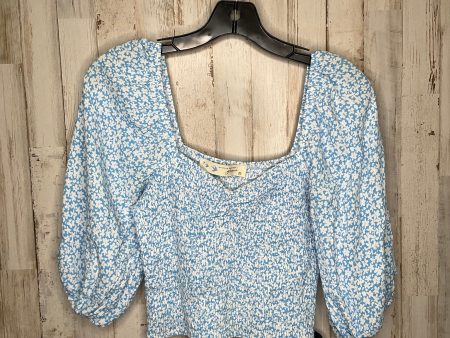 Blue & White Top Short Sleeve Grace, Size M Online