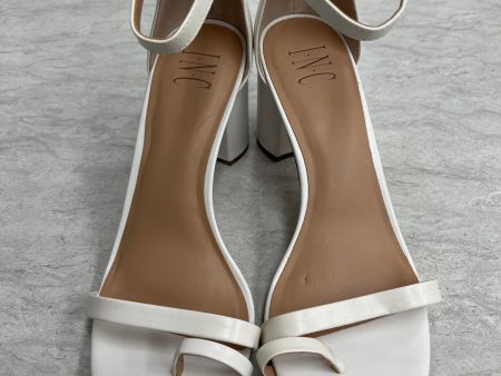 White Shoes Heels Block Inc, Size 9.5 Online Hot Sale