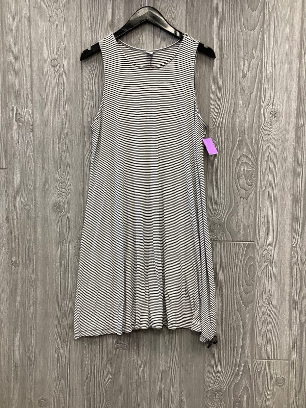 Striped Pattern Dress Casual Midi Old Navy, Size L For Sale