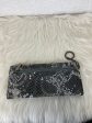 Wallet Designer Hobo Intl, Size Large on Sale