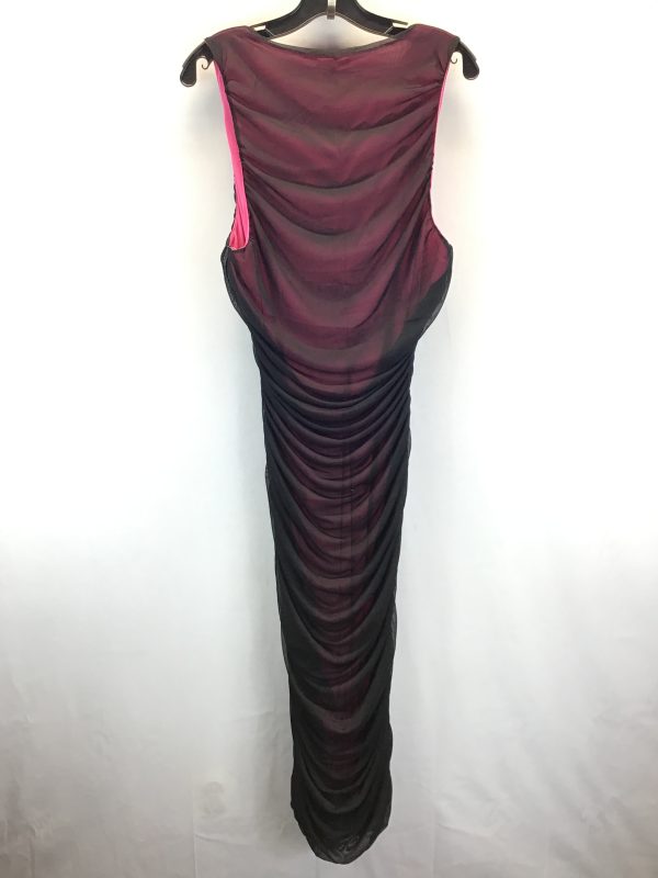 Black & Pink Dress Casual Midi Fashion Nova, Size 1x For Sale