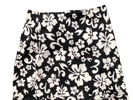 Black & White Skirt Mini & Short Wild Fable, Size 4 Sale