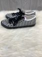 Black & White Shoes Sneakers Charlie Paige, Size 9 For Sale