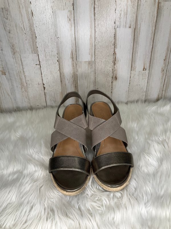 Silver Sandals Heels Wedge Vionic, Size 7 For Sale